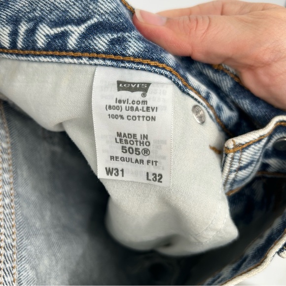 Levi's vintage 505 Regular fit American flag cut off Jean denim shorts size 31” - Picture 8 of 11